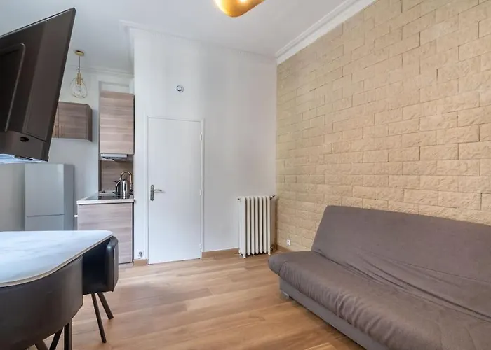 Appartement Métro Alexandre Dumas - Ii *