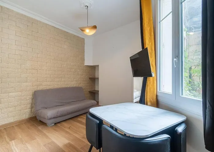 Appartement Métro Alexandre Dumas - Ii *